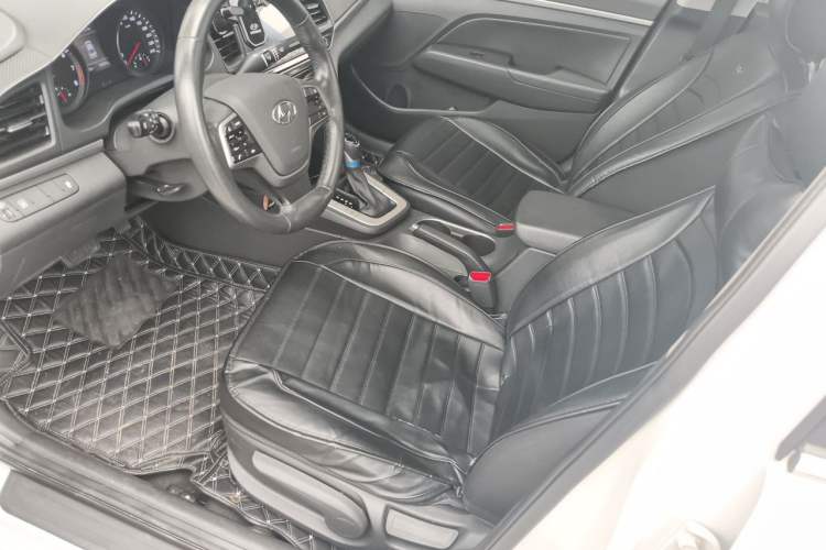 Used Hyundai Elantra (6th Generation / Lingdong) 2019 1.5L CVT ZhiXuan – Elite Version Left Front Seat