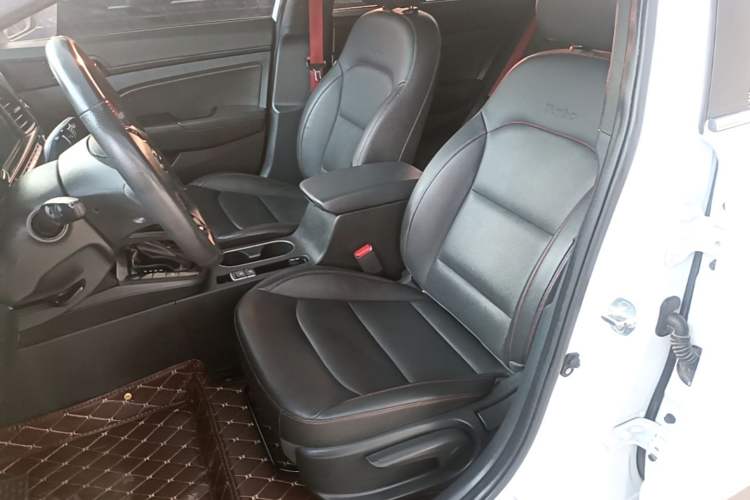 Used Hyundai Elantra (6th Generation / Lingdong) 2019 1.4T Dual-Clutch Xuan Dong · Dynamic Model Left Front Seat