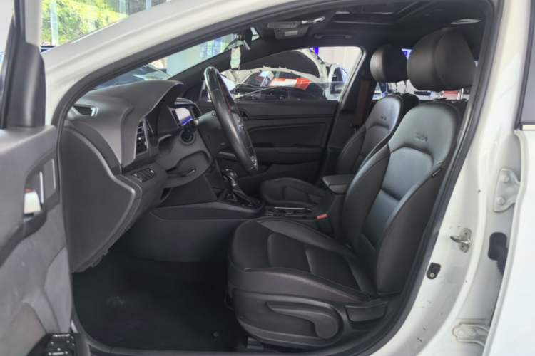 Used Hyundai Elantra (6th Generation / Lingdong) 2019 1.4T Dual-Clutch Xuan Dong · Dynamic Model Left Front Seat