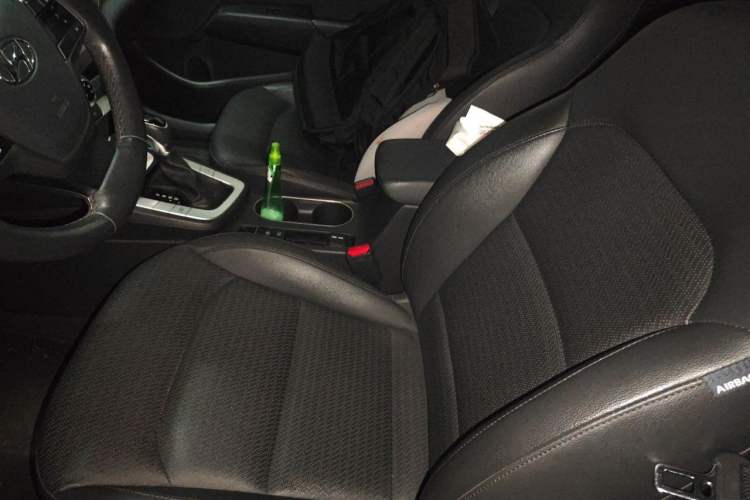 Used Hyundai Elantra (6th Generation / Lingdong) 2019 1.5L CVT ZhiXuan – Elite Version Left Front Seat
