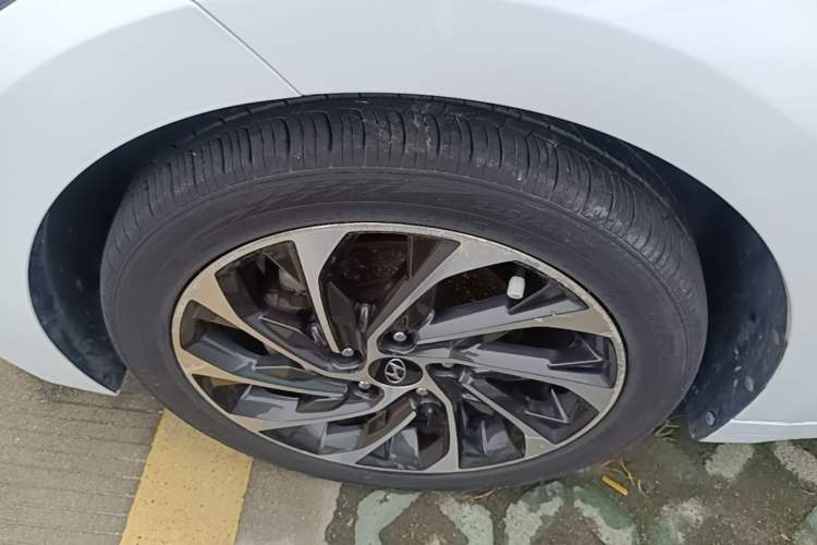 Used Hyundai Elantra (6th Generation / Lingdong) 2019 1.5L CVT ZhiXuan – Elite Version Left Front Wheel Hub