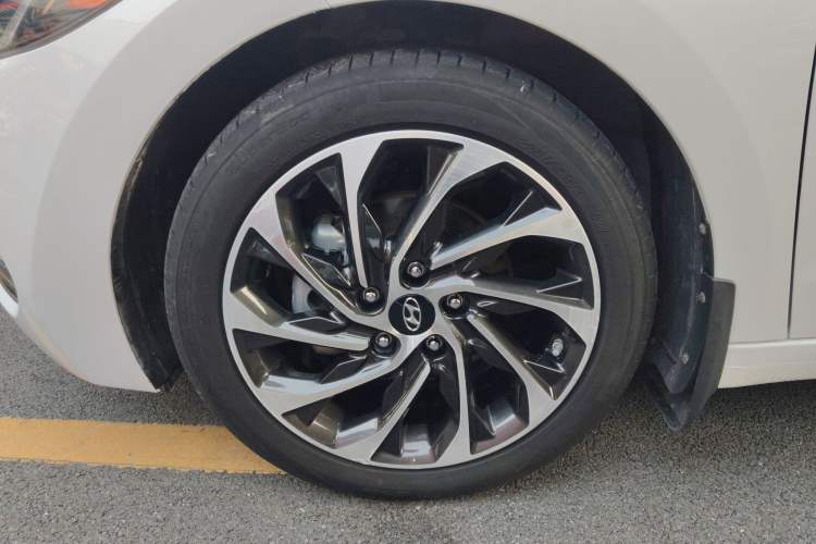 Used Hyundai Elantra (6th Generation / Lingdong) 2019 1.4T Dual-Clutch Xuan Dong · Dynamic Model Left Front Wheel Hub