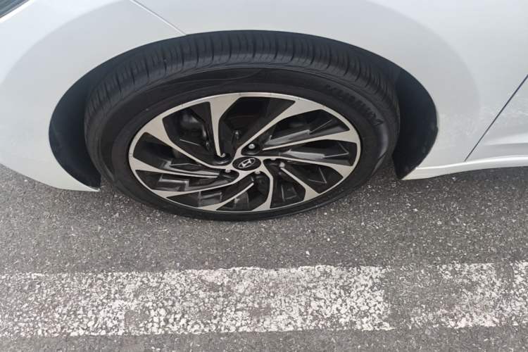 Used Hyundai Elantra (6th Generation / Lingdong) 2019 1.5L CVT ZhiXuan – Elite Version Left Front Wheel Hub