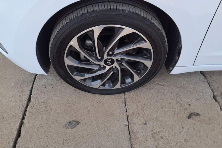 Used Hyundai Elantra (6th Generation / Lingdong) 2019 1.4T Dual-Clutch Xuan Dong · Dynamic Model Left Front Wheel Hub
