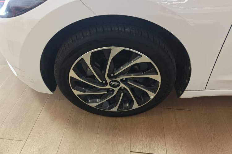 Used Hyundai Elantra (6th Generation / Lingdong) 2019 1.5L CVT ZhiXuan – Elite Version Left Front Wheel Hub