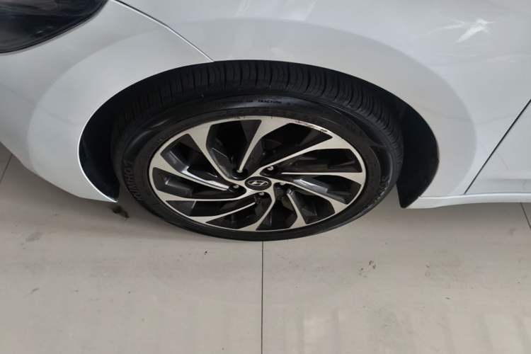 Used Hyundai Elantra (6th Generation / Lingdong) 2019 1.5L CVT ZhiXuan – Elite Version Left Front Wheel Hub