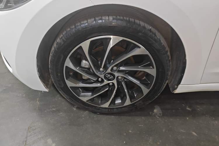 Used Hyundai Elantra (6th Generation / Lingdong) 2019 1.4T Dual-Clutch Xuan Dong · Dynamic Model Left Front Wheel Hub