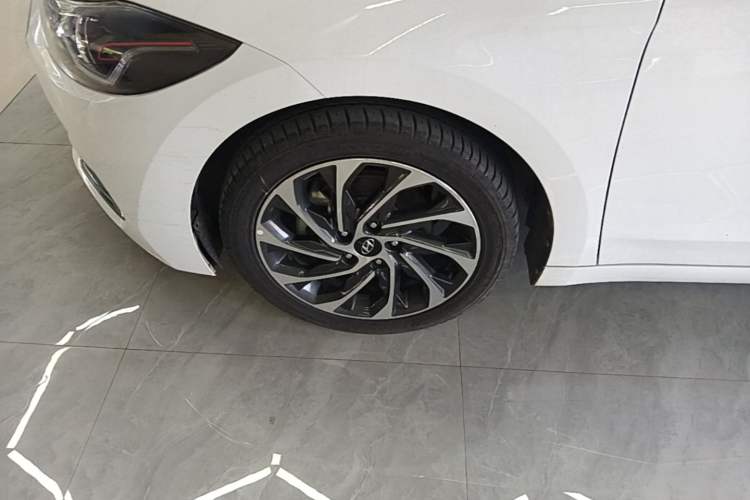 Used Hyundai Elantra (6th Generation / Lingdong) 2019 1.5L CVT ZhiXuan – Elite Version Left Front Wheel Hub