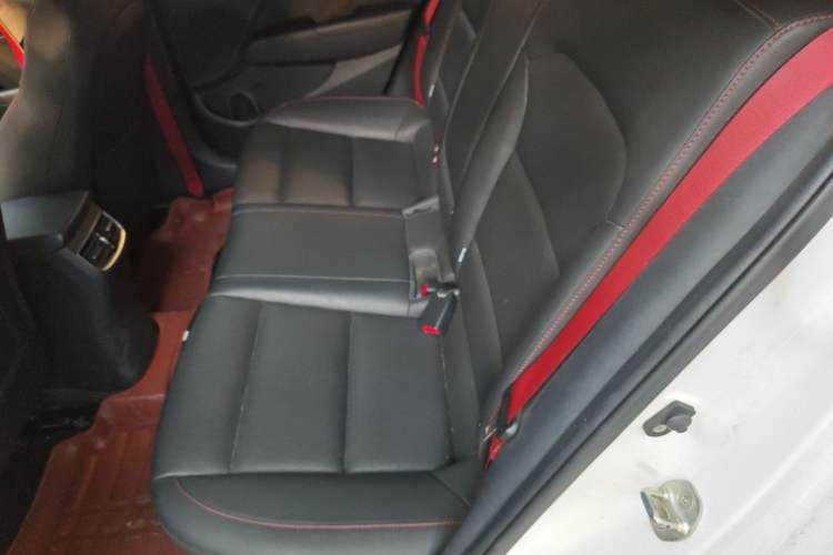 Used Hyundai Elantra (6th Generation / Lingdong) 2019 1.4T Dual-Clutch Xuan Dong · Dynamic Model Left Rear Seat