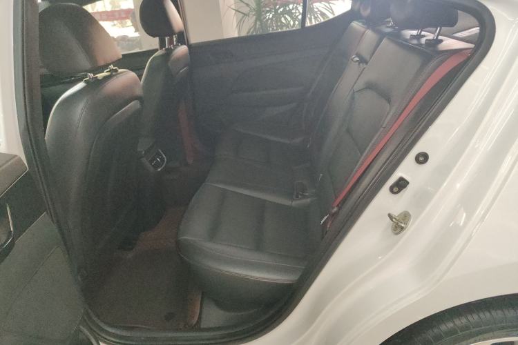 Used Hyundai Elantra (6th Generation / Lingdong) 2019 1.4T Dual-Clutch Xuan Dong · Dynamic Model Left Rear Seat