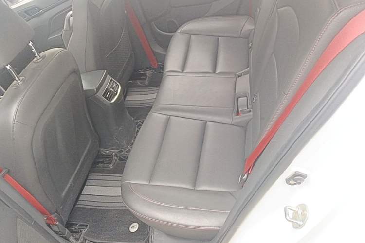 Used Hyundai Elantra (6th Generation / Lingdong) 2019 1.4T Dual-Clutch Xuan Dong · Dynamic Model Left Rear Seat