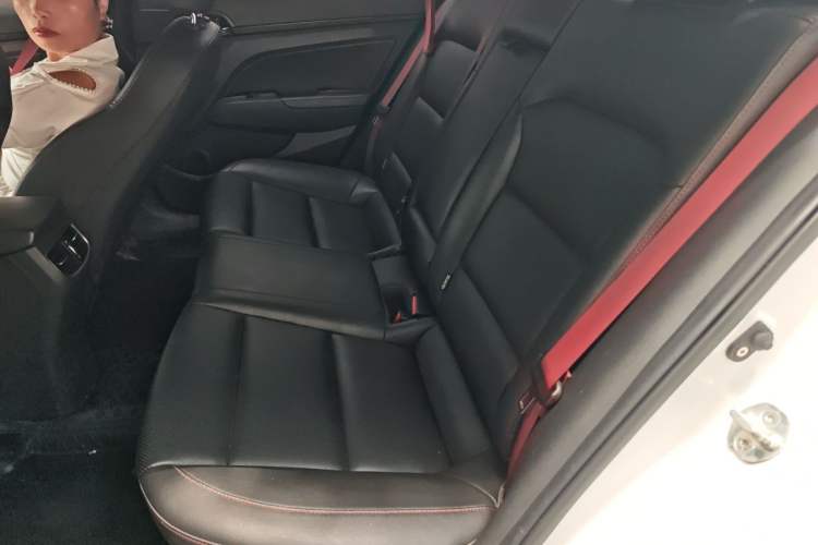 Used Hyundai Elantra (6th Generation / Lingdong) 2019 1.4T Dual-Clutch Xuan Dong · Dynamic Model Left Rear Seat
