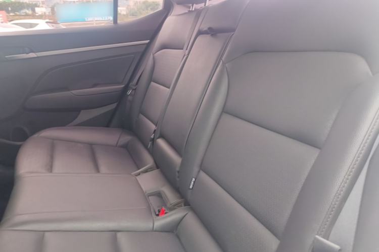 Used Hyundai Elantra (6th Generation / Lingdong) 2019 1.5L CVT ZhiXuan – Elite Version Left Rear Seat