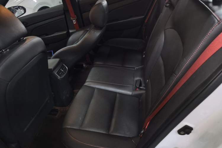 Used Hyundai Elantra (6th Generation / Lingdong) 2019 1.4T Dual-Clutch Xuan Dong · Dynamic Model Left Rear Seat