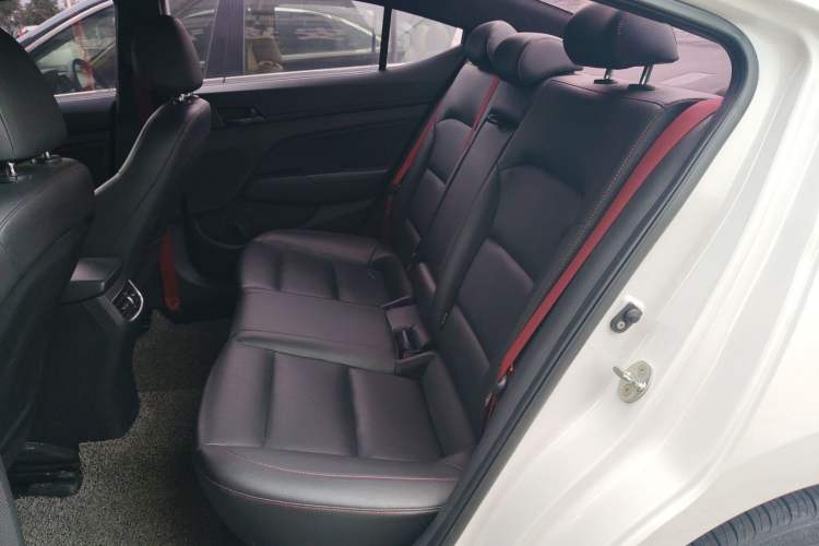 Used Hyundai Elantra (6th Generation / Lingdong) 2019 1.4T Dual-Clutch Xuan Dong · Dynamic Model Left Rear Seat