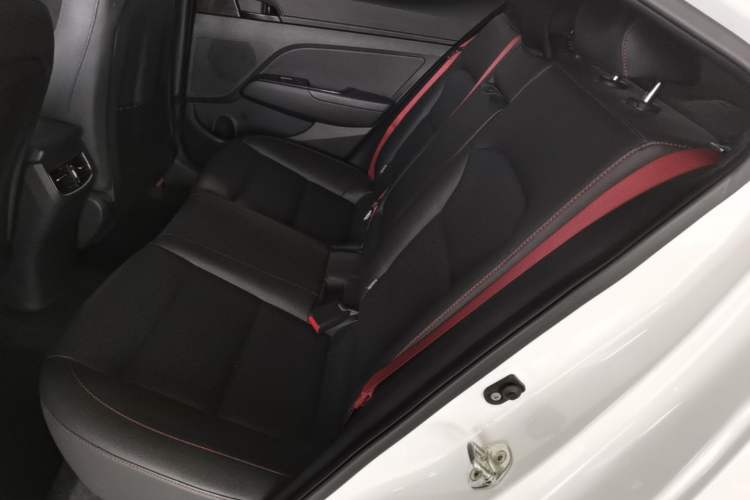 Used Hyundai Elantra (6th Generation / Lingdong) 2019 1.4T Dual-Clutch Xuan Dong · Dynamic Model Left Rear Seat