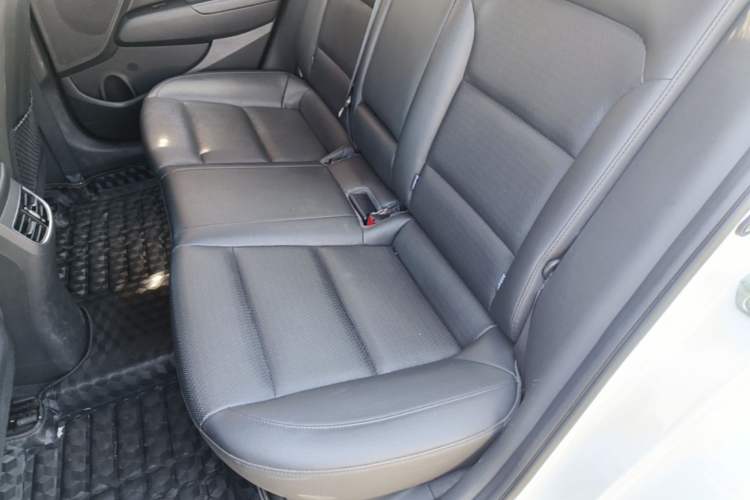 Used Hyundai Elantra (6th Generation / Lingdong) 2019 1.5L CVT ZhiXuan – Elite Version Left Rear Seat