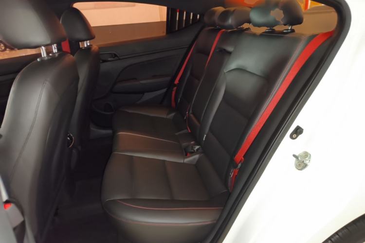 Used Hyundai Elantra (6th Generation / Lingdong) 2019 1.4T Dual-Clutch Xuan Dong · Dynamic Model Left Rear Seat