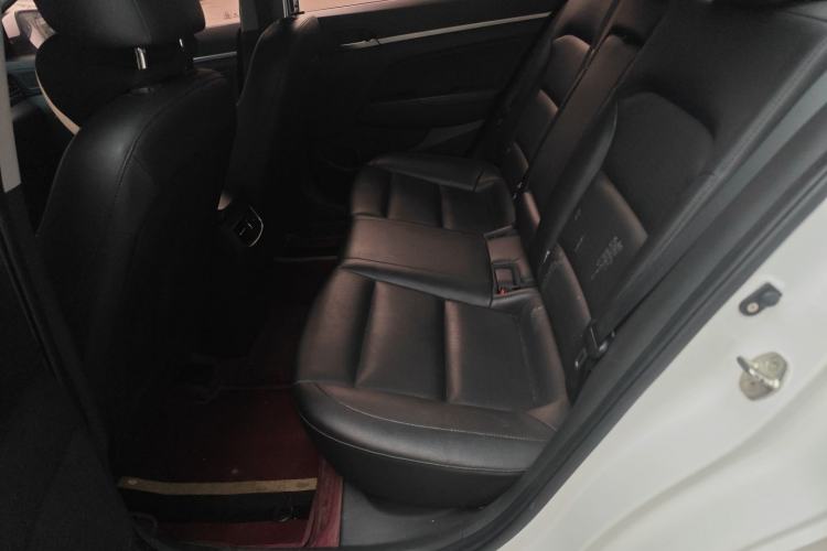 Used Hyundai Elantra (6th Generation / Lingdong) 2019 1.5L CVT ZhiXuan – Elite Version Left Rear Seat