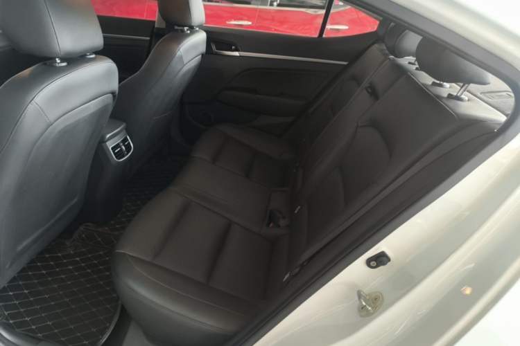Used Hyundai Elantra (6th Generation / Lingdong) 2019 1.5L CVT ZhiXuan – Elite Version Left Rear Seat