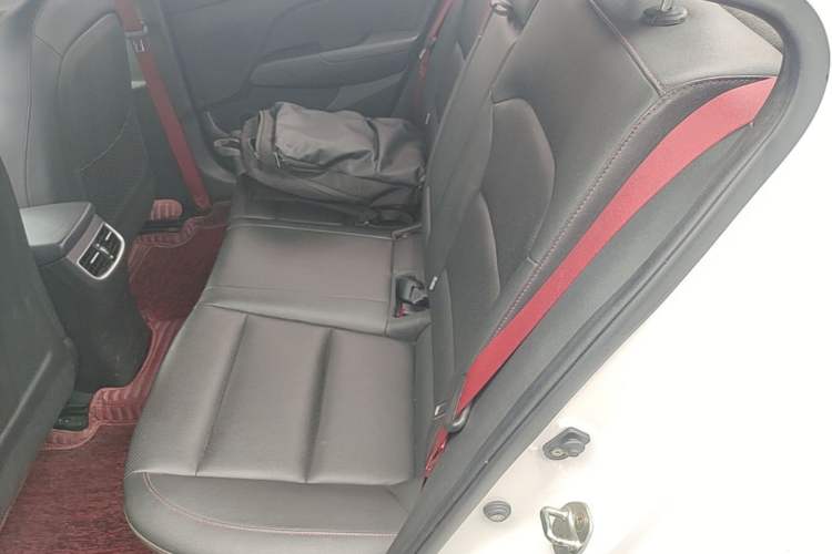 Used Hyundai Elantra (6th Generation / Lingdong) 2019 1.4T Dual-Clutch Xuan Dong · Dynamic Model Left Rear Seat