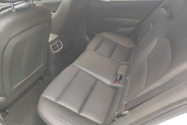 Used Hyundai Elantra (6th Generation / Lingdong) 2019 1.5L CVT ZhiXuan – Elite Version Left Rear Seat