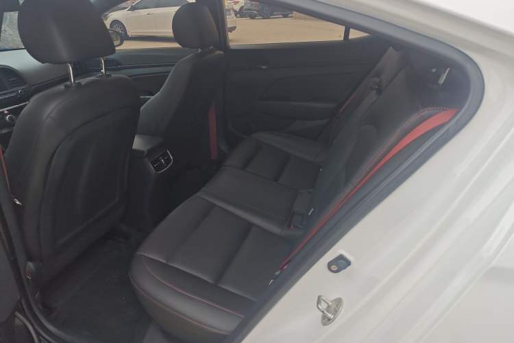 Used Hyundai Elantra (6th Generation / Lingdong) 2019 1.4T Dual-Clutch Xuan Dong · Dynamic Model Left Rear Seat