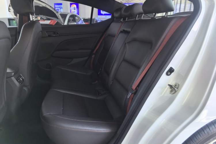 Used Hyundai Elantra (6th Generation / Lingdong) 2019 1.4T Dual-Clutch Xuan Dong · Dynamic Model Left Rear Seat