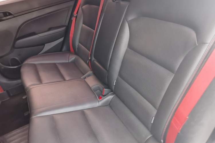 Used Hyundai Elantra (6th Generation / Lingdong) 2019 1.4T Dual-Clutch Xuan Dong · Dynamic Model Left Rear Seat