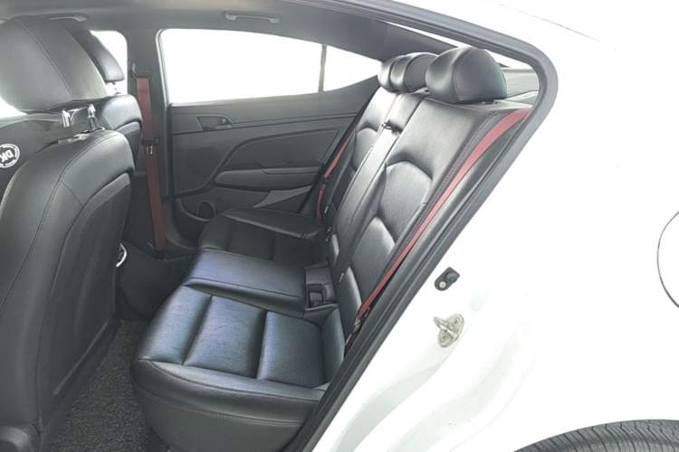 Used Hyundai Elantra (6th Generation / Lingdong) 2019 1.4T Dual-Clutch Xuan Dong · Dynamic Model Left Rear Seat
