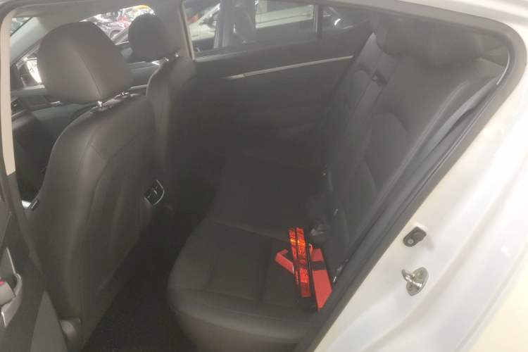 Used Hyundai Elantra (6th Generation / Lingdong) 2019 1.5L CVT ZhiXuan – Elite Version Left Rear Seat