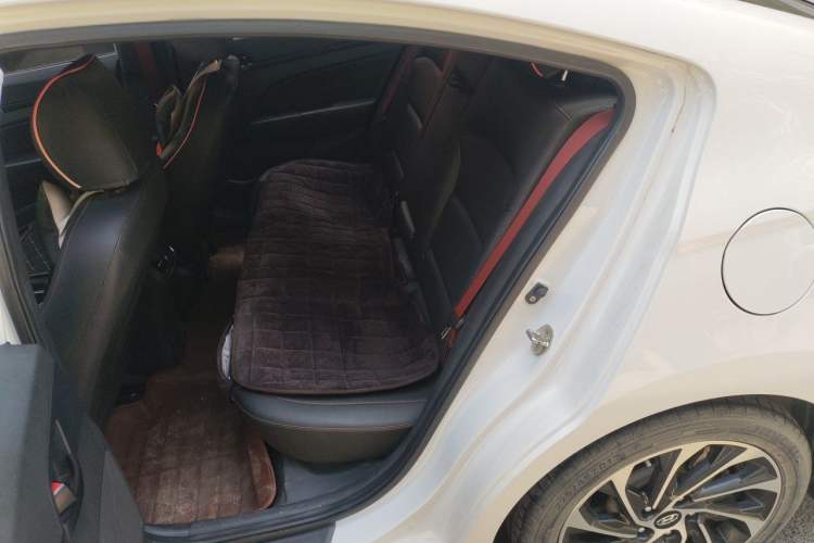 Used Hyundai Elantra (6th Generation / Lingdong) 2019 1.4T Dual-Clutch Xuan Dong · Dynamic Model Left Rear Seat
