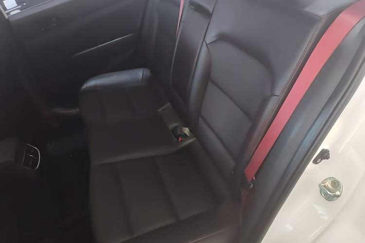 Used Hyundai Elantra (6th Generation / Lingdong) 2019 1.4T Dual-Clutch Xuan Dong · Dynamic Model Left Rear Seat