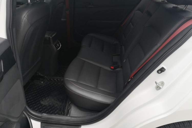 Used Hyundai Elantra (6th Generation / Lingdong) 2019 1.4T Dual-Clutch Xuan Dong · Dynamic Model Left Rear Seat