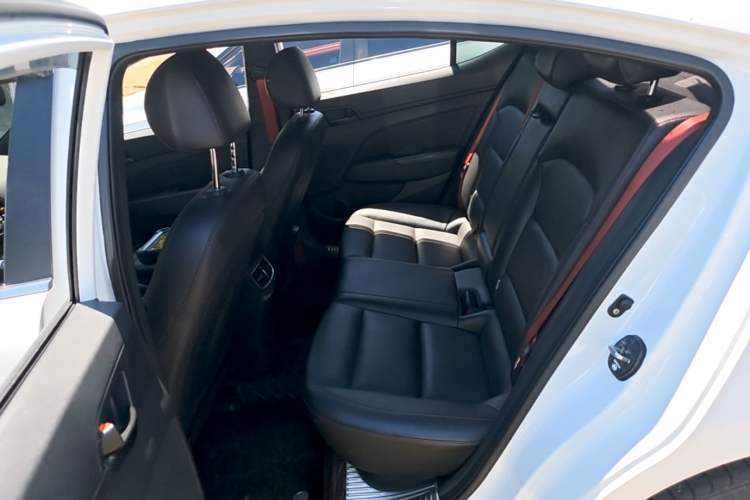 Used Hyundai Elantra (6th Generation / Lingdong) 2019 1.4T Dual-Clutch Xuan Dong · Dynamic Model Left Rear Seat