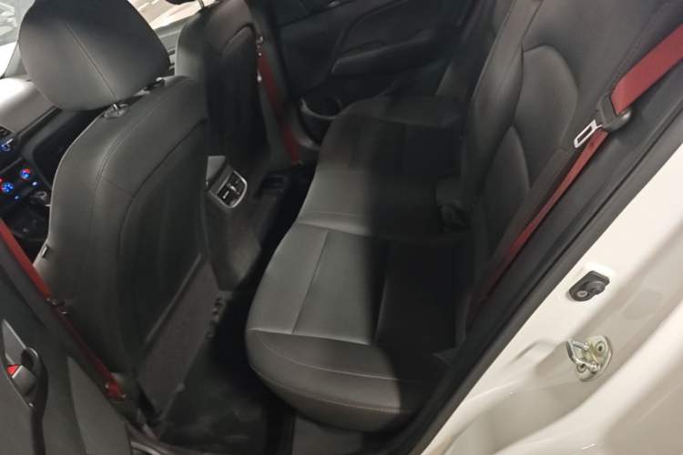 Used Hyundai Elantra (6th Generation / Lingdong) 2019 1.4T Dual-Clutch Xuan Dong · Dynamic Model Left Rear Seat
