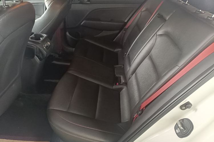 Used Hyundai Elantra (6th Generation / Lingdong) 2019 1.4T Dual-Clutch Xuan Dong · Dynamic Model Left Rear Seat