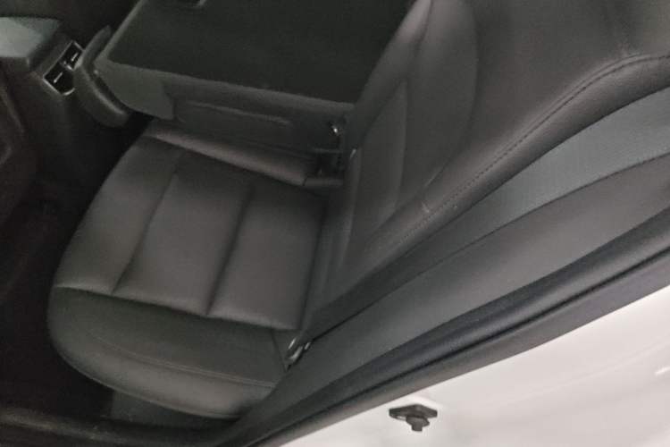 Used Hyundai Elantra (6th Generation / Lingdong) 2019 1.5L CVT ZhiXuan – Elite Version Left Rear Seat