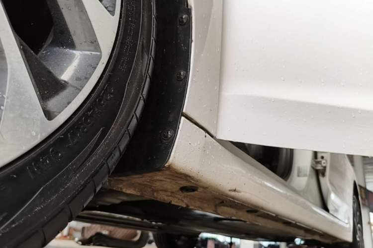 Used Hyundai Elantra (6th Generation / Lingdong) 2019 1.4T Dual-Clutch Xuan Dong · Dynamic Model Left Side Sill
