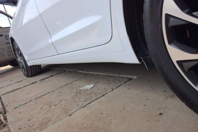 Used Hyundai Elantra (6th Generation / Lingdong) 2019 1.4T Dual-Clutch Xuan Dong · Dynamic Model Left Side Sill