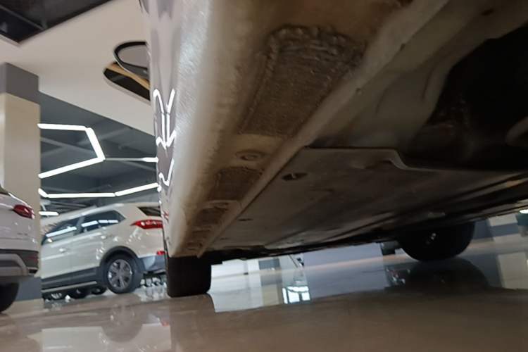 Used Hyundai Elantra (6th Generation / Lingdong) 2019 1.5L CVT ZhiXuan – Elite Version Left Side Sill