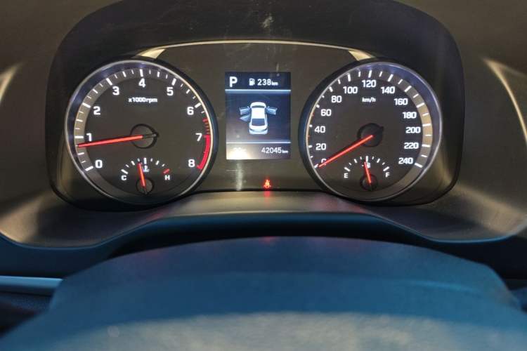 Used Hyundai Elantra (6th Generation / Lingdong) 2019 1.5L CVT ZhiXuan – Elite Version Odometer Close Up