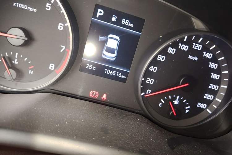 Used Hyundai Elantra (6th Generation / Lingdong) 2019 1.5L CVT ZhiXuan – Elite Version Odometer Close Up