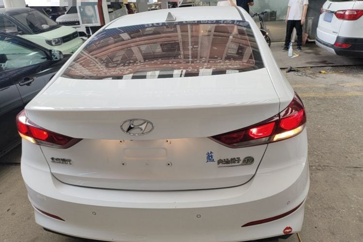 Used Hyundai Elantra (6th Generation / Lingdong)  Rear