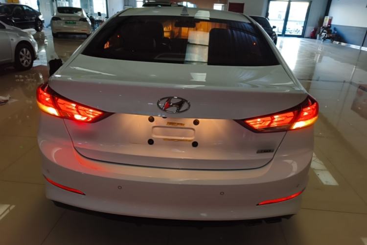Used Hyundai Elantra (6th Generation / Lingdong) 2019 1.4T Dual-Clutch Xuan Dong · Dynamic Model Rear
