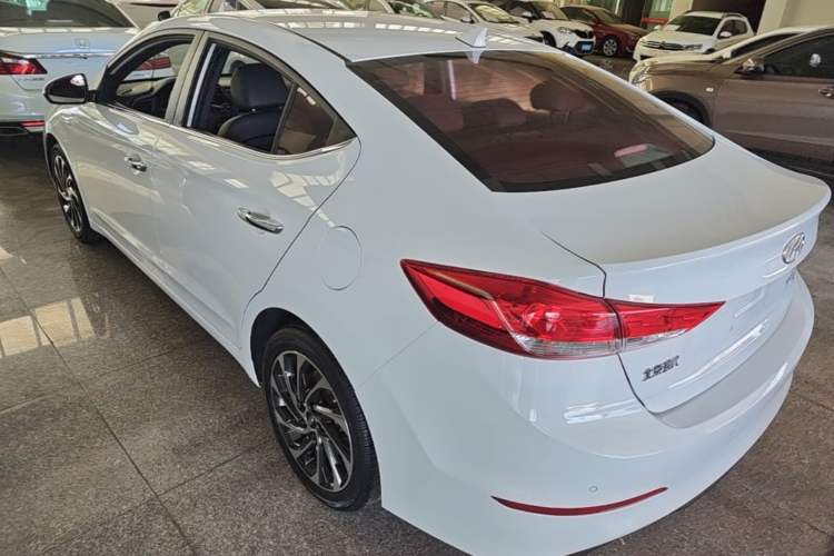 Used Hyundai Elantra (6th Generation / Lingdong) 2019 1.4T Dual-Clutch Xuan Dong · Dynamic Model Rear Left 45 Deg