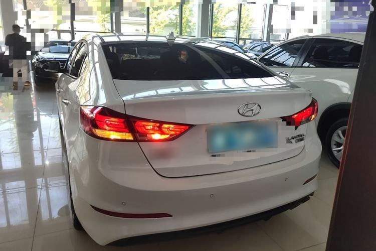 Used Hyundai Elantra (6th Generation / Lingdong) 2019 1.4T Dual-Clutch Xuan Dong · Dynamic Model Rear