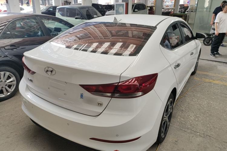 Used Hyundai Elantra (6th Generation / Lingdong)  Rear Right 45 Deg