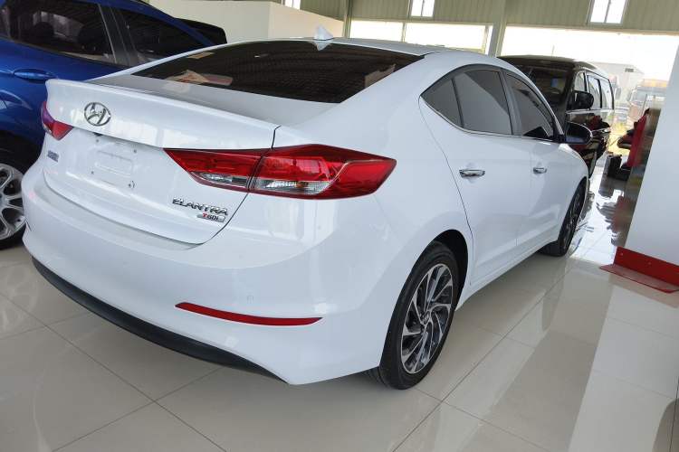 Used Hyundai Elantra (6th Generation / Lingdong) 2019 1.5L CVT ZhiXuan – Elite Version Rear Right 45 Deg