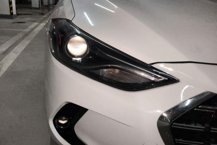 Used Hyundai Elantra (6th Generation / Lingdong) 2019 1.4T Dual-Clutch Xuan Dong · Dynamic Model Right Front Headlight